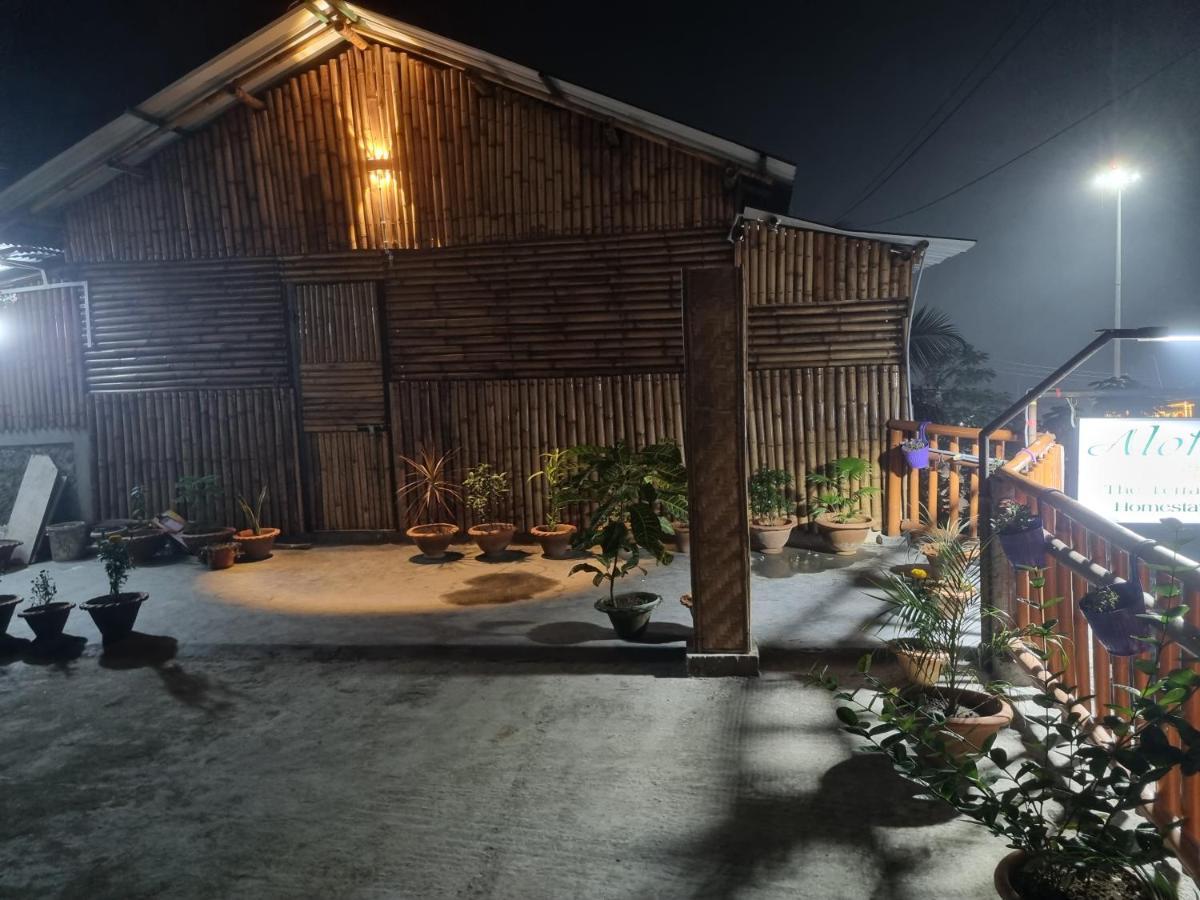 Alohi The Terrace Homestay Tezpur Bagian luar foto