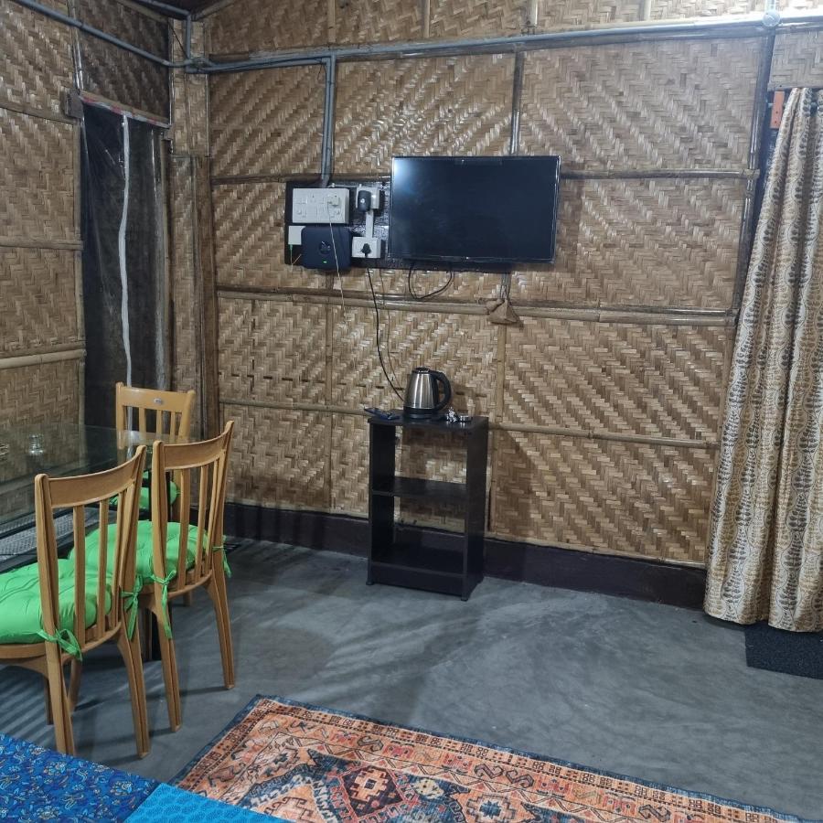 Alohi The Terrace Homestay Tezpur Bagian luar foto