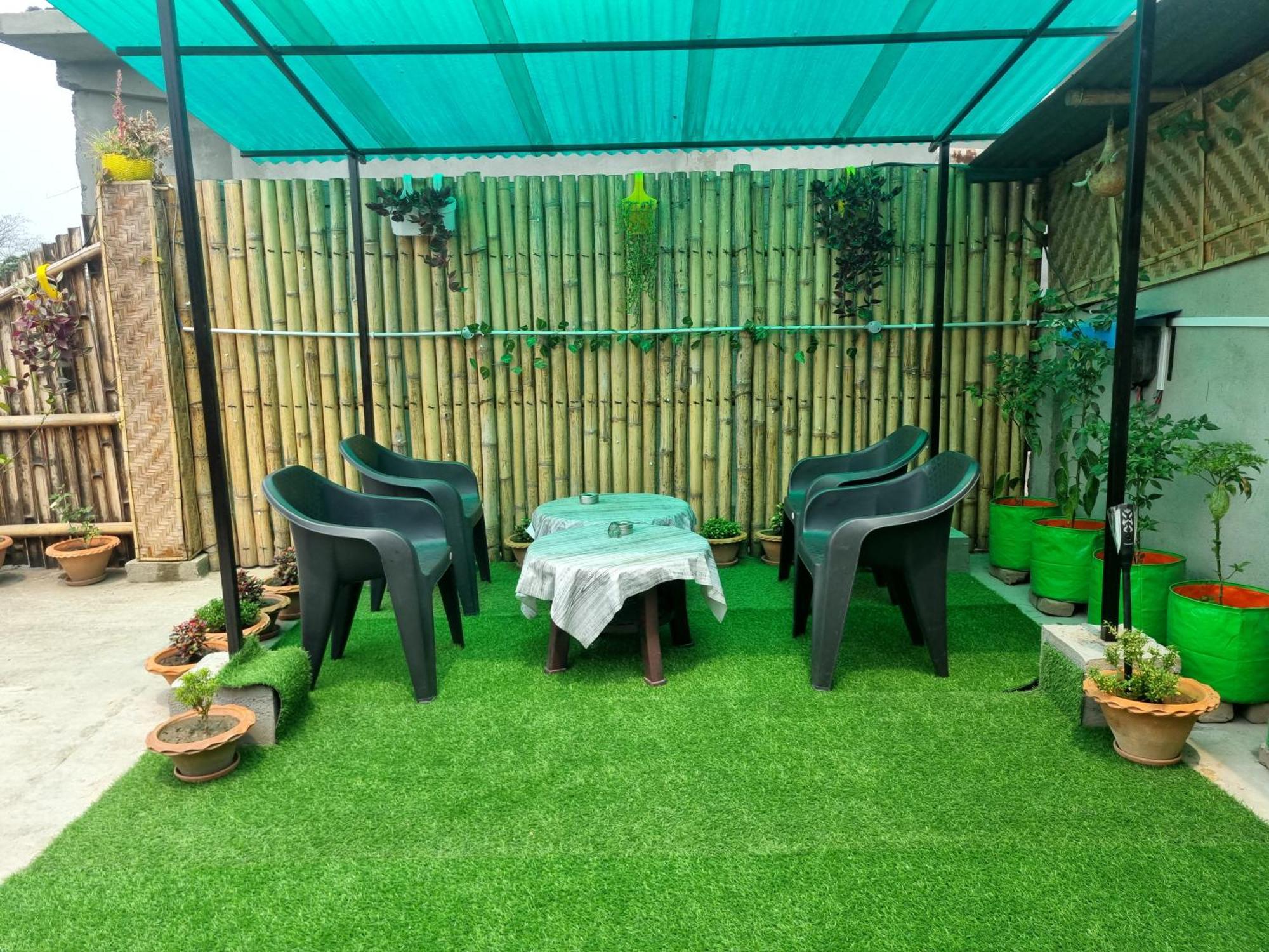Alohi The Terrace Homestay Tezpur Bagian luar foto